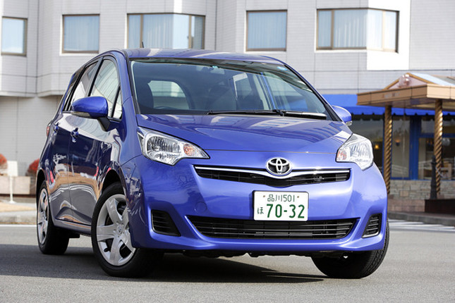 【スペック】1.3G:全長×全幅×全高=3995×1695×1585mm/ホイールベース=2550mm/車重=1090kg/駆動方式=FF/1.3リッター直4DOHC16バルブ(95ps/6000rpm、12.3kgm/4000rpm)/価格=158万円(テスト車=185万9300円/マルチリフレクターヘッドランプ ディスチャージ=4万7250円/運転席・助手席SRSサイドエアバッグ&全席SRSカーテンシールドエアバッグ=4万2000円/HDDシンプルナビゲーションシステム+バックモニター=19万50円)
