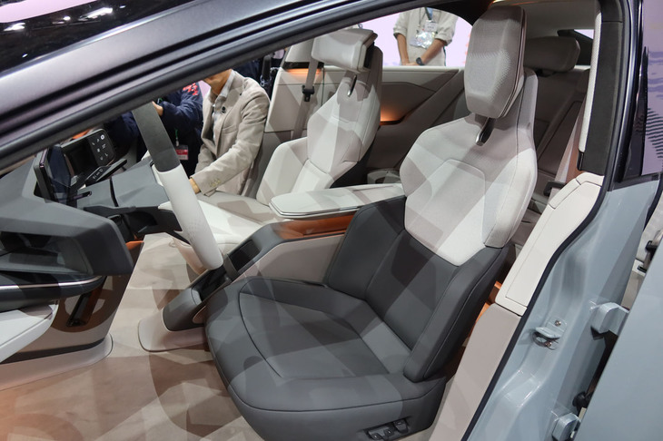 トヨタ・カローラ コンセプト