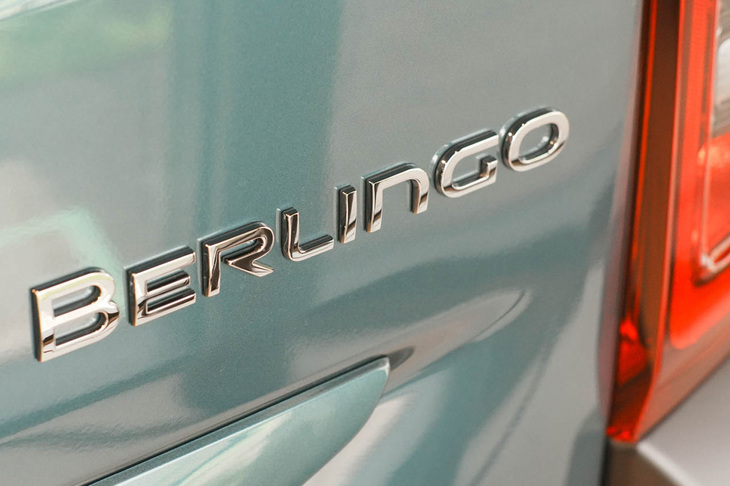 シトロエン・ベルランゴMAX BlueHDi(リアエンブレム)