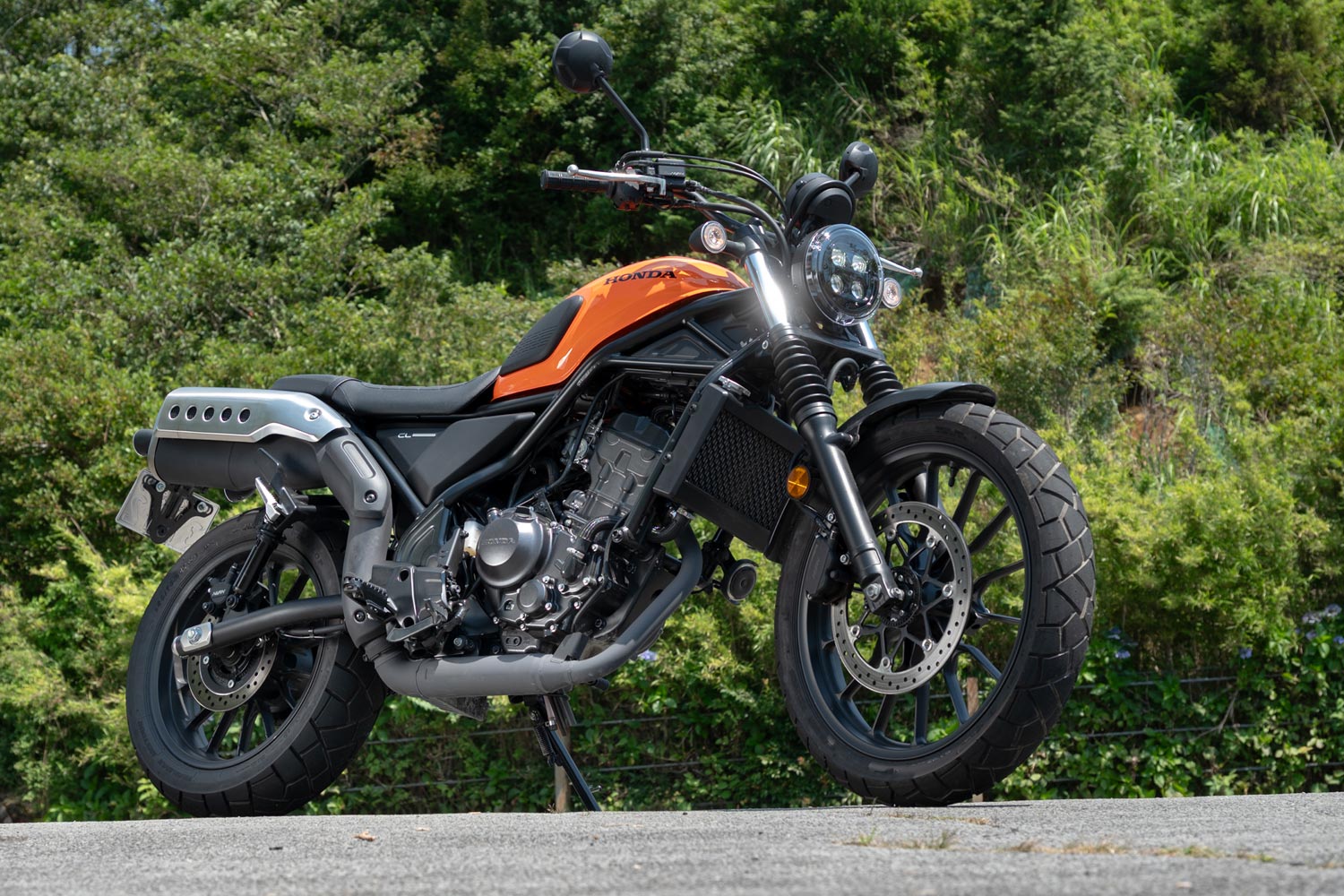 ホンダCL250（6MT）【レビュー】 いろんな人に薦めたい - webCG