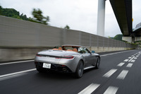 アストンマーティンDB12ヴォランテ