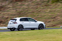 アップデートされた「ゴルフGTI」の0-100km/h加速は5.9秒(欧州仕様値)。これは従来モデルよりも0.3秒早い数値となる。