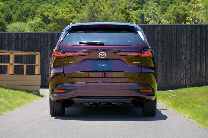 マツダCX-80 XDハイブリッド プレミアムモダン(リア)