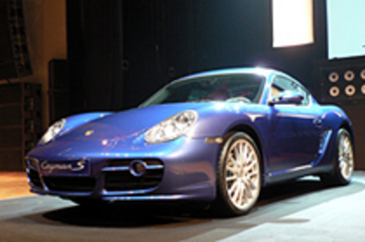 東京モーターショー2005プレビュー】ポルシェ／「ケイマンS」に注目