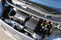 「eKクロスT」に搭載されるターボエンジン。