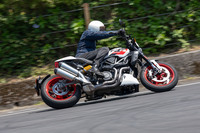 “前後17インチ化”により、扱いやすいマシンに進化した「インディアンFTR」。それでも、このバイクならではの荒々しさはやはり健在だった。