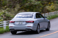 「E200スポーツ」のWLTCモード燃費値は13.1km/リッター。9段ATの緻密な制御も、燃費向上に貢献していると実感できた。