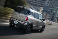 「クロスビー」には、後退時ブレーキサポートと後方誤発進抑制機能が加えられた予防安全パッケージ「スズキセーフティサポートパッケージ」が備わる。