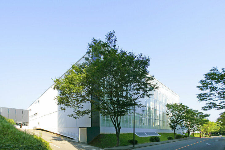 神奈川・厚木の日産テクニカルセンター内に位置するグローバルデザインセンター。日産はこのほかにも、米サンディエゴや中国・上海、英ロンドン、ブラジル・サンパウロにデザインセンターを持っている。