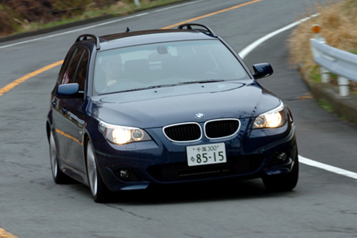 BMW E60 5シリーズ 530i Mスポーツ　サンルーフ　レザーシート車高調