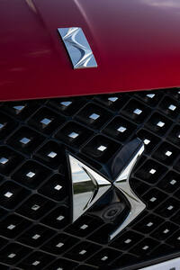 「DS 3」のマイナーチェンジモデルが日本上陸の画像