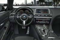 レース車両をイメージさせるBMW 6シリーズ登場の画像