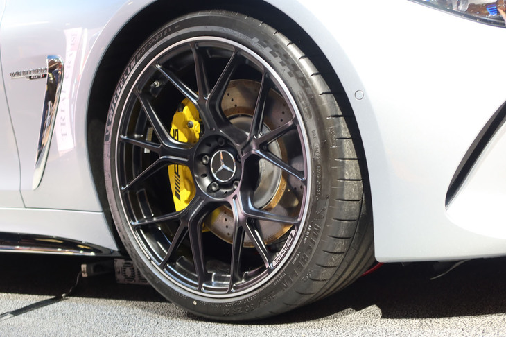 メルセデスAMG GT63 4MATIC+ クーペ(フロントホイール)