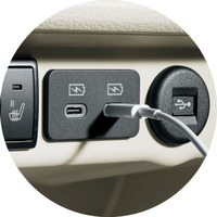 スズキが「アルト ラパン」「アルト ラパンLC」を改良 燃費を改善し安全装備を強化の画像