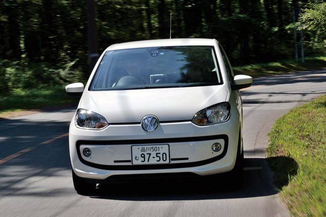 【スペック】high up!(ハイアップ!):全長×全幅×全高=3545×1650×1495mm/ホイールベース=2420mm/車重=920kg/駆動方式=FF/1リッター直3DOHC12バルブ(75ps/6200rpm、9.7kgm/3000-4300rpm)/価格=183万円(テスト車=190万5600円/カーナビゲーションシステム+取り付けキット=5万8800円/カーナビゲーションシステム用カバー=3150円/ETC車載器=1万3650円)