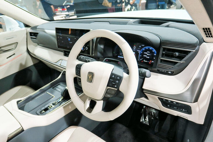 トヨタ・センチュリー(インストゥルメントパネルまわり)