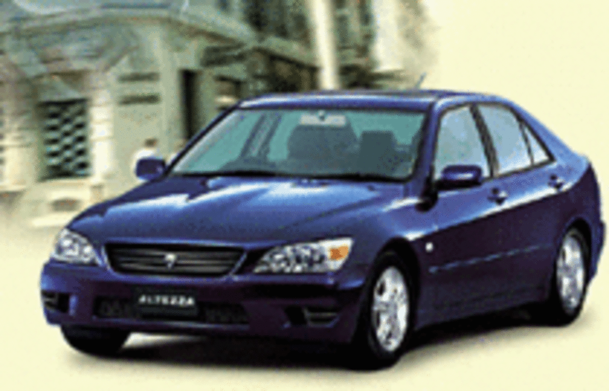 トヨタ、「アルテッツァ」の特別仕様車を発売 【ニュース】 - webCG