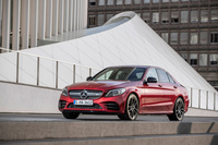 試乗したのはクーペモデルだが、「メルセデスAMG C43 4MATIC」のセダンモデルも日本に導入される予定。