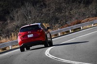 「G-ベクタリングコントロール プラス」は「CX-5」全車に装備される。なお、スイッチ操作で機能をカットすることはできない。