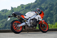 デザインだけでなく、走りの面でも往年のレーサーを彷彿とさせるマシンに仕上がっていた「XSR900 GP」。「The Embodiment of Yamaha Racing History (ヤマハレースヒストリーの体現者)」という開発コンセプトに、偽りなしだ。