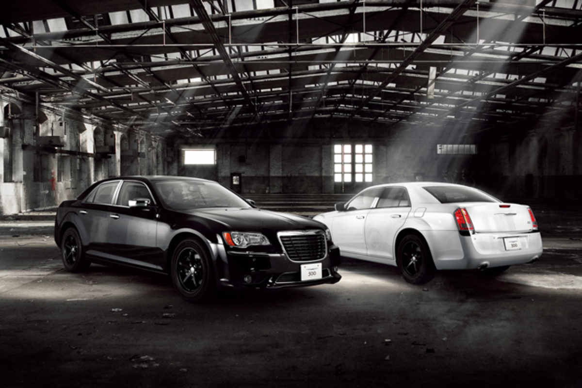 限定車「クライスラー300 Black＆White」発売 【ニュース】 - webCG