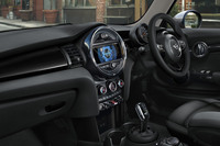 エレガントな大人向けの限定車「MINIバーガンディーエディション」発売の画像