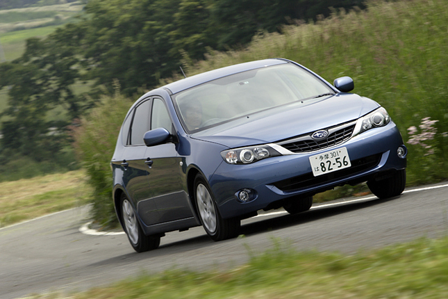 【スペック】15S:全長×全幅×全高=4415×1740×1475mm/ホイールベース=2620mm/車重=1330kg/駆動方式=4WD/1.5リッター水平対向4DOHC16バルブ(110ps/6400rpm、14.7kgm/3200rpm)/価格=166万9500円(テスト車=211万5750円/GパッケージI+CパッケージI+HIDプロジェクターロービームランプ+ゴールドウェザーパッケージ=44万6250円)