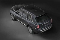 ロールス・ロイス初のSUV「カリナン」デビューの画像