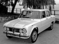 1962年に登場した「ジュリアTI」。ボディーサイズは全長×全幅×全高=4140×1560×1430mm、ホイールベース2510mm。最高出力92psを発生するシングルキャブ仕様の1.6リッター直4 DOHCエンジンを搭載。