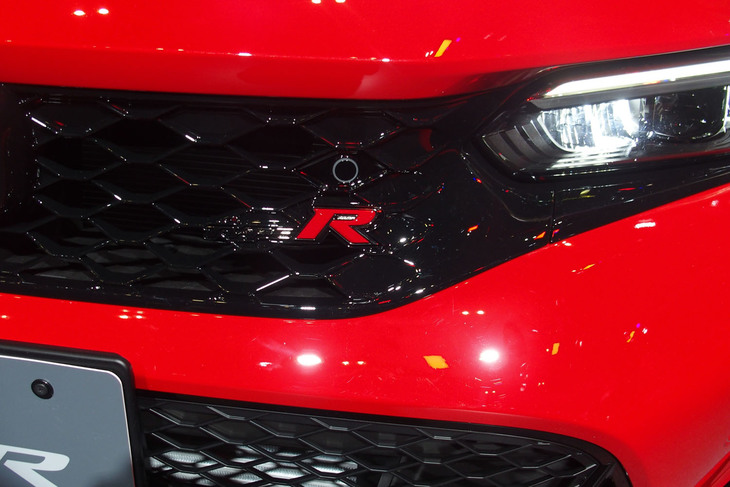 ホンダ・シビック タイプRレーシングブラックパッケージ