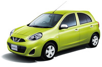 同じく復刻色の「スプリンググリーン」をまとう「マーチGパーソナライゼーション」。