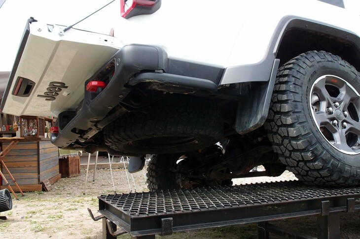 ジープ・グラディエーター ルビコン(リアエンド)