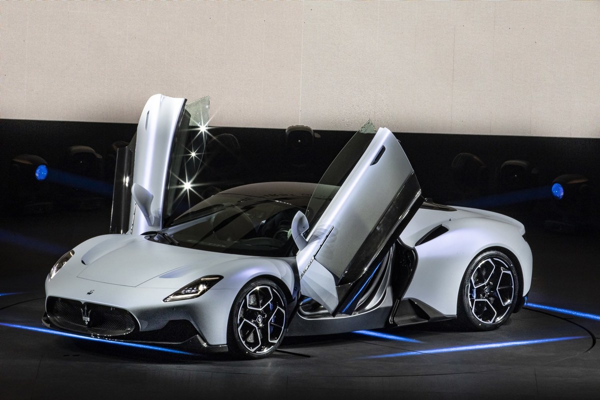 マセラティの目玉はスーパースポーツカー「MC20」【輸入車ブランドに