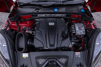 「マカンGTS」に搭載される2.9リッターV6ツインターボエンジンは、最高出力380PS/5200-6700rpm、最大トルク520N・m/1750-5000rpmを発生する。