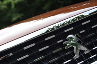 プジョー3008アリュールLEDパッケージ