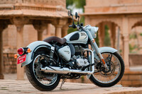 ロイヤルエンフィールドが新型「クラシック350」を導入 レトロデザインの二輪モデル