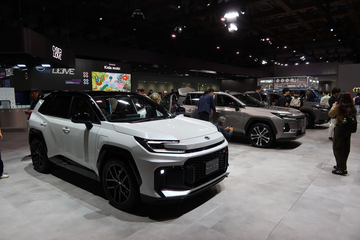 トヨタRAV4 GRスポーツ