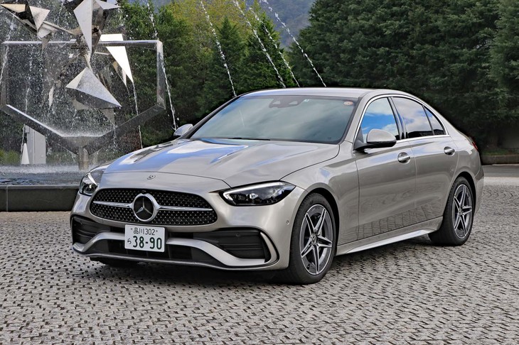 7年ぶりのフルモデルチェンジで登場した新型「メルセデス・ベンツCクラス」。試乗車は1.5リッターターボエンジン(マイルドハイブリッド)を搭載した「C200アバンギャルド」。