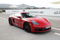 ポルシェ718ケイマンGTS