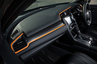 ホンダ・シビックハッチバック ホンダアクセス用品装着車(FF/CVT)の画像