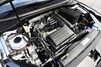 1.4リッター直4直噴ターボエンジン。1500rpmという低回転域から25.5kgmの最大トルクを発生する、