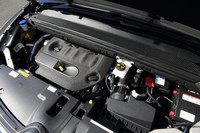 最高出力150psの2リッター直4ディーゼルエンジンは、37.7kgmの最大トルクを発生。燃費はJC08モードで18.0km/リッターを記録する。