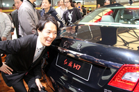 第295回:伝説の中国車「紅旗」が新世代に突入!お金があっても買えないクルマ!?