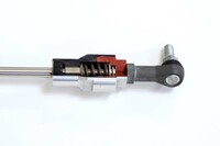 「フレキシブルドロースティフナー」は、バネの力で車体にテンションをかけ、車体の“遊び”や“ガタ”を抑えるというもの。ヒステリシスロスによる操舵時の応答遅れを低減する。