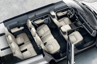 「ランドローバー・ディフェンダー130」が日本で受注開始 8人乗りのロングモデルの画像