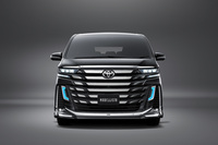 トヨタ・ヴェルファイア ビーストレザースタイル