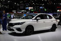 日本ではすっかり“懐かしい車名”になってしまった「ホンダ・シティ」。写真の「シティ ハッチバック」は「フィット」と共通のプラットフォームを持つコンパクトカーとしてラインナップされている。