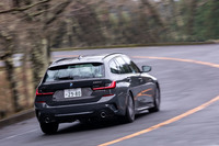 「320d xDriveツーリングMスポーツ」の燃費値は、JC08モードが18.2km/リッター、WLTCモードが14.6km/リッター。