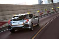 ホンダ・シビックハッチバック ホンダアクセス用品装着車(FF/CVT)の画像