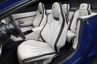 青いボディーが目を引く特別な「マセラティ・グラントゥーリズモ/グランカブリオ」登場の画像